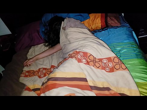 ❤️ Anak tiri memarahi ibu tirinya semasa dia tidur. ❤️ Lucah tegar pada kami ❤
